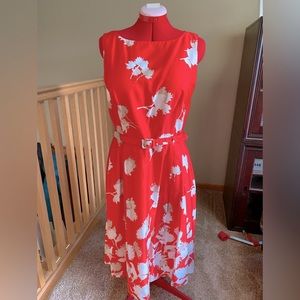 Breathtakingly beautiful sundress that is soft to the touch in silky red.